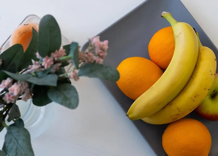 Deluxe Calea Victoriei ,ateneul Român, Old *