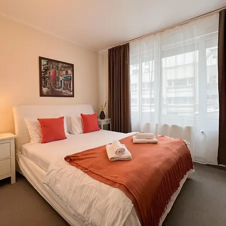 Deluxe Calea Victoriei ,ateneul Roman, Old דירה *