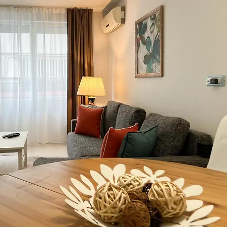 Deluxe Calea Victoriei ,ateneul Roman, Old דירה בוקרשט