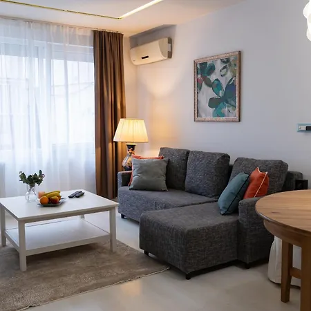 Deluxe Calea Victoriei ,ateneul Roman, Old * בוקרשט