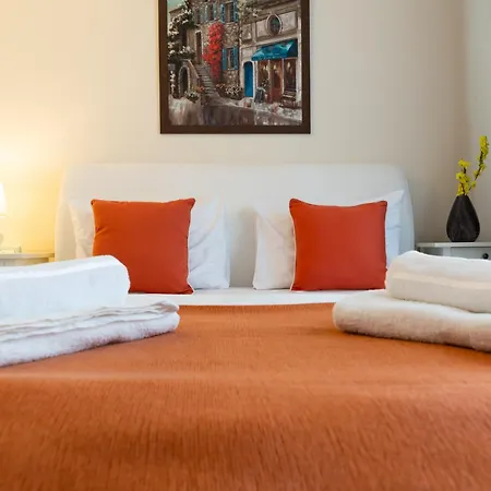 公寓 Deluxe Calea Victoriei ,ateneul Roman, Old *