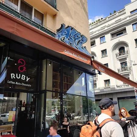 Deluxe Calea Victoriei ,ateneul Roman, Old * בוקרשט